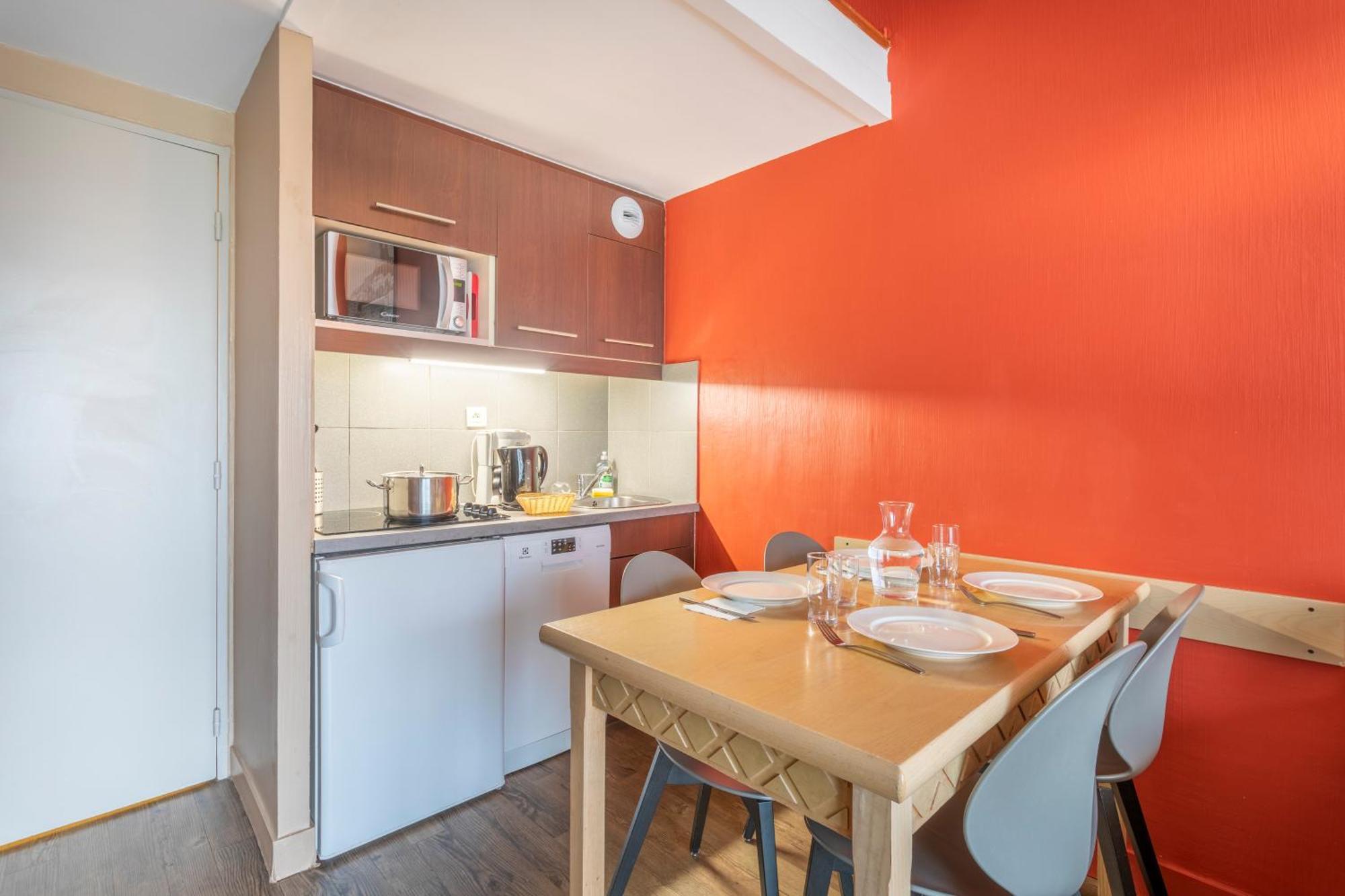 Comfort Aparthotel Marseille Prado Bagian luar foto