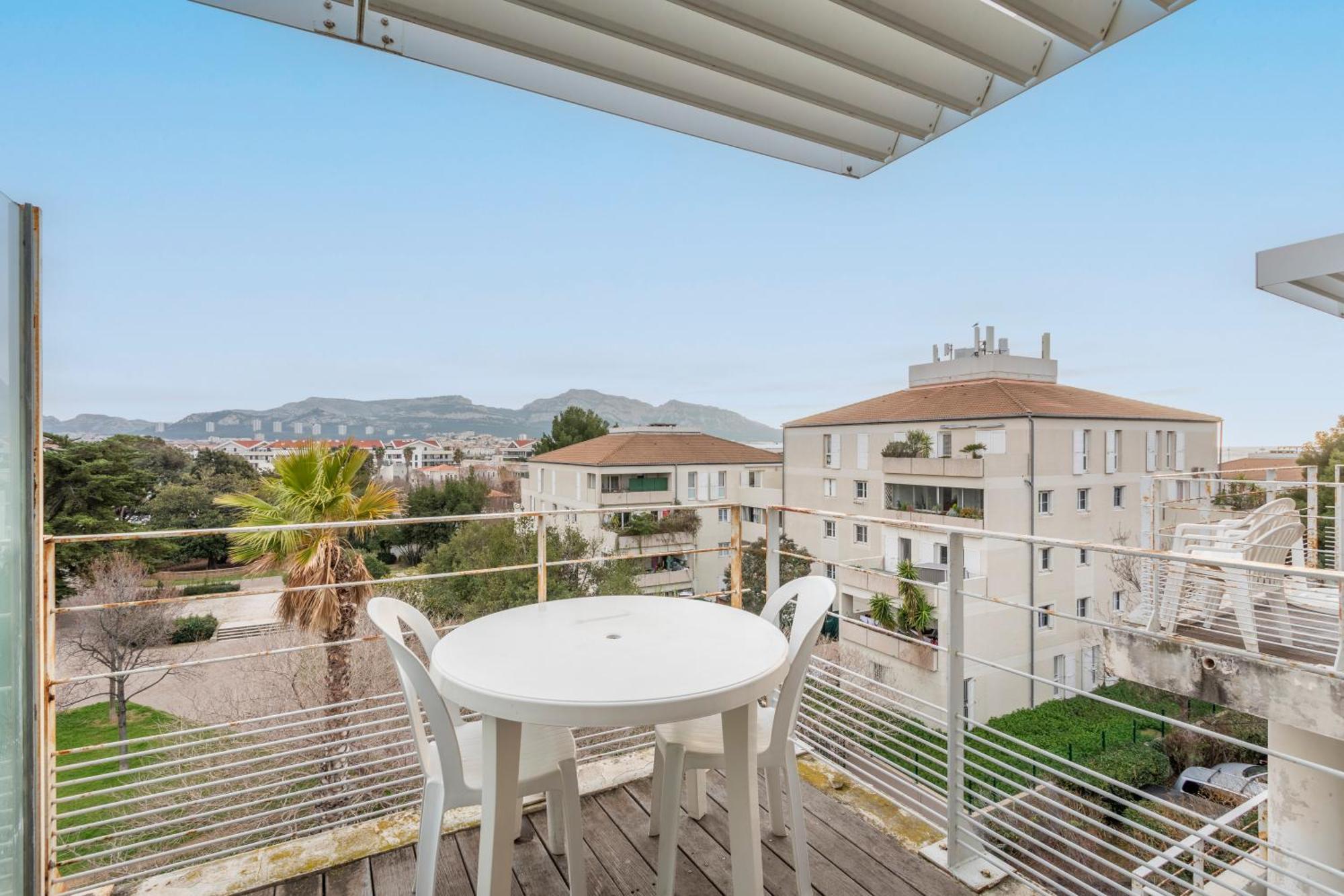Comfort Aparthotel Marseille Prado Bagian luar foto