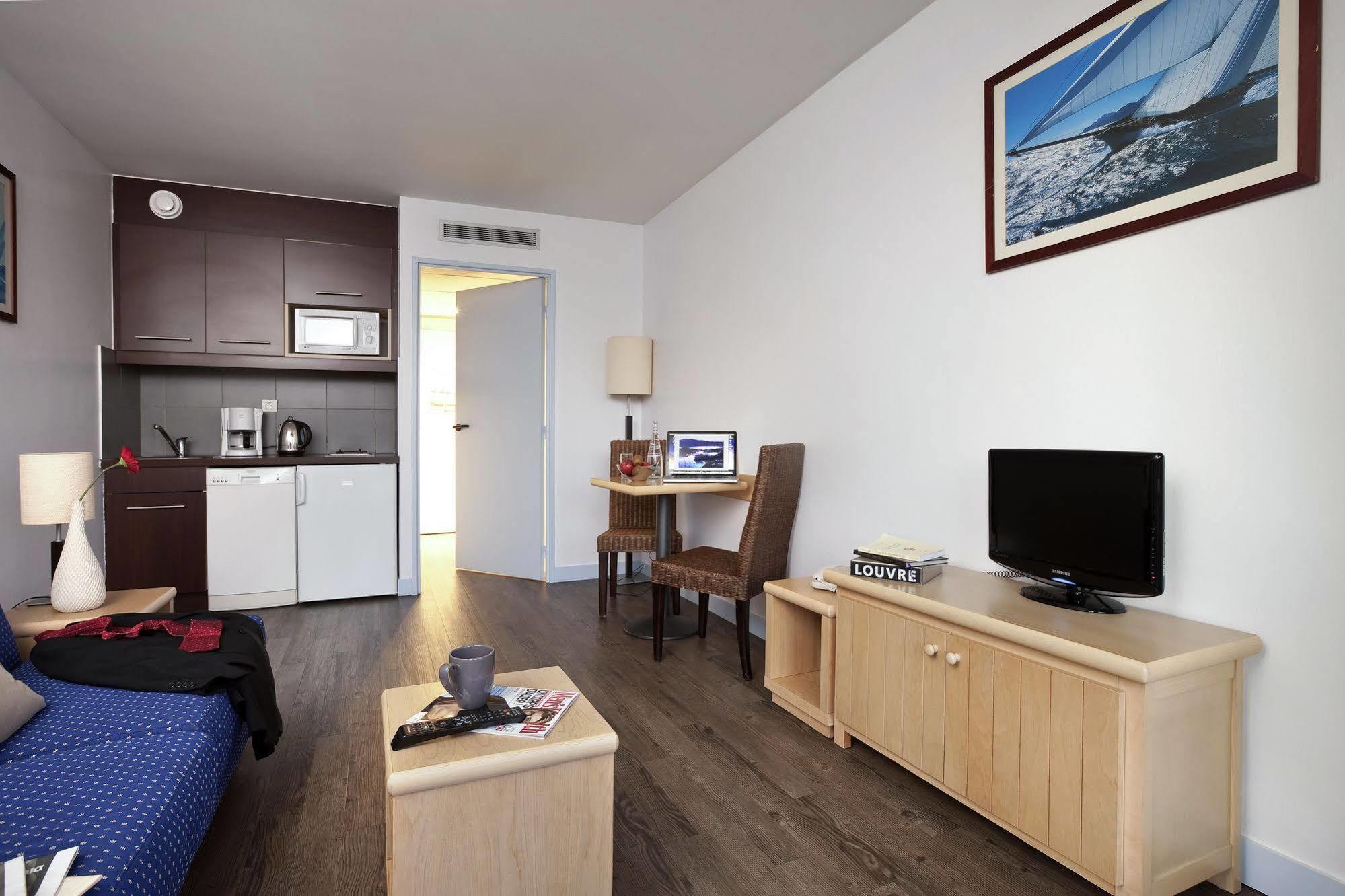 Comfort Aparthotel Marseille Prado Bagian luar foto